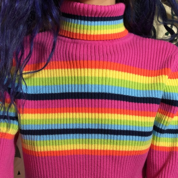 super unique rainbow 🌈 turtleneck sweater - Picture 3 of 4